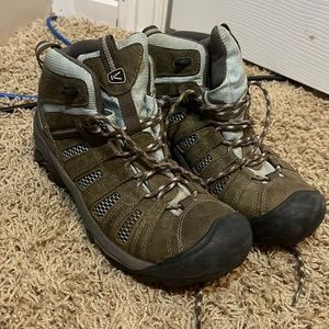 Keen hiking boots